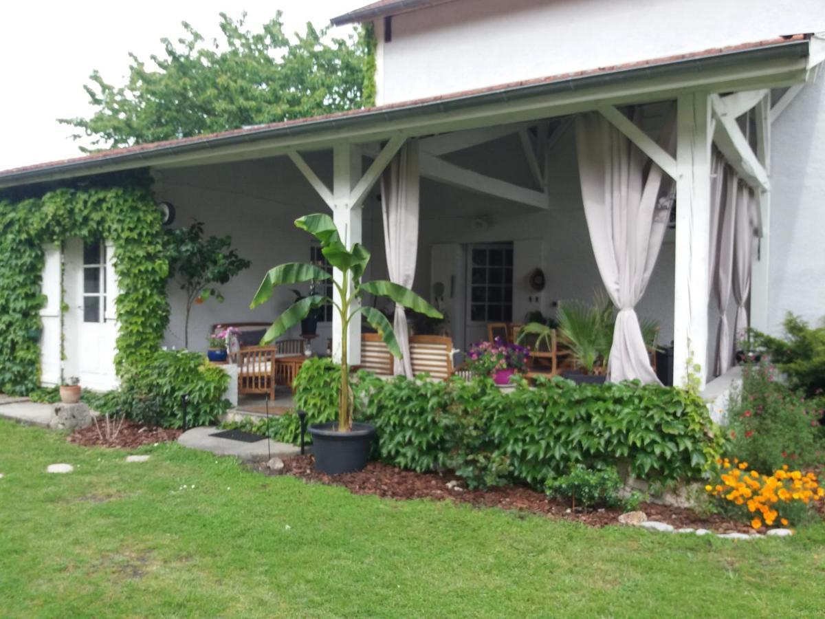 Les Eygletieres Bed & Breakfast Bourriot-Bergonce Exterior photo